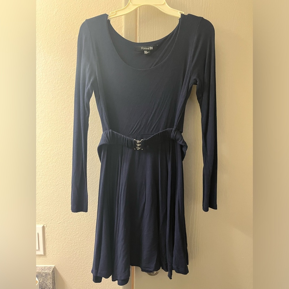 FOREVER 21 LONG SLEEVE DRESS